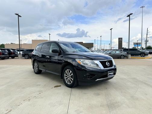 Magnetic Black 2015 Nissan Pathfinder S