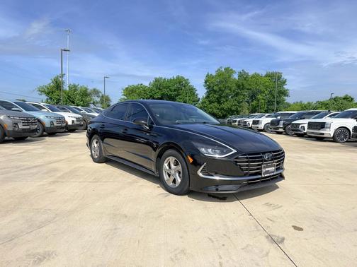 Phantom Black 2022 Hyundai SONATA SE