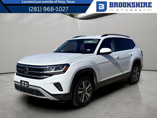 Pure White 2022 Volkswagen Atlas 2.0T SE