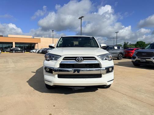 Blizzard Pearl 2020 Toyota 4Runner Limited