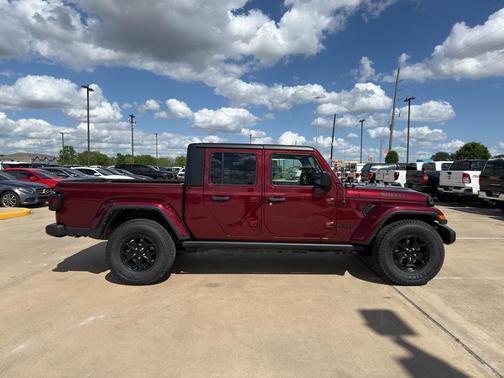 Snazzberry Pearlcoat 2022 Jeep Gladiator Sport