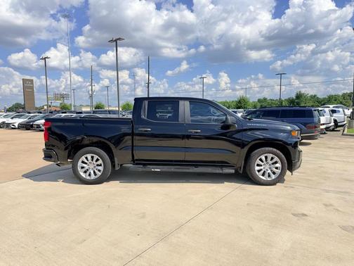 Black 2022 Chevrolet Silverado 1500 Limited Custom
