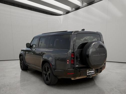 Carpathian Grey 2023 Land Rover Defender X-Dynamic SE