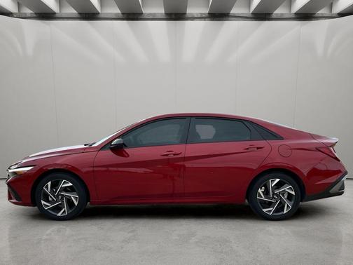 Red 2025 Hyundai ELANTRA SEL Sport