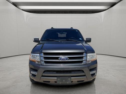Magnetic 2017 Ford Expedition EL XLT