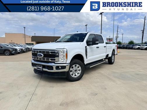 Oxford White 2023 Ford F-250 XLT