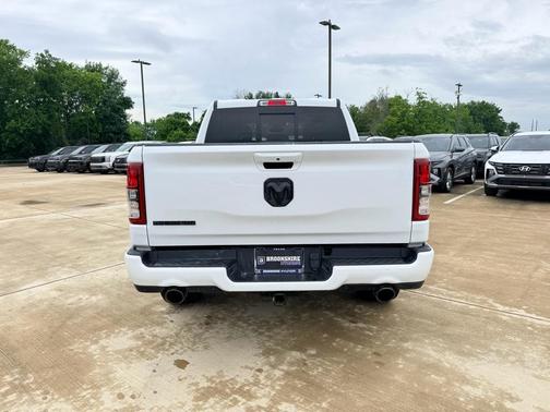 Bright White Clearcoat 2022 RAM 1500 Big Horn