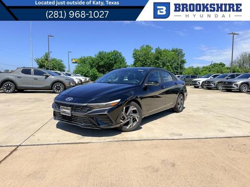 Black 2025 Hyundai ELANTRA SEL Sport