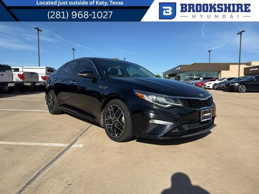 Ebony Black 2020 Kia Optima SE