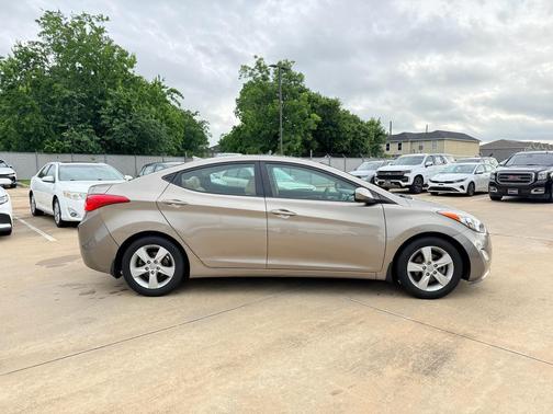 Desert Bronze 2013 Hyundai ELANTRA GLS