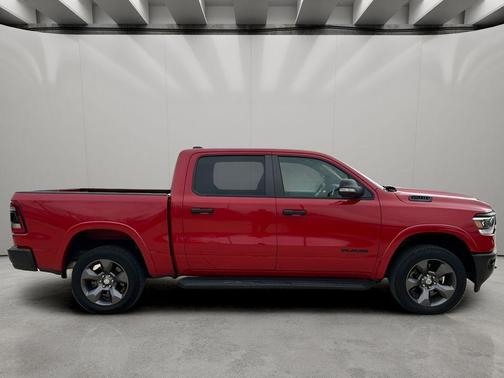 Redline 2 Coat Pearl 2022 RAM 1500 Big Horn