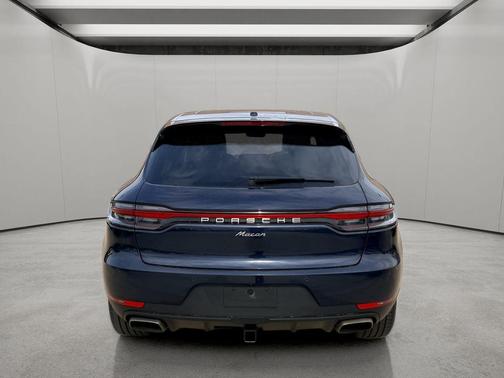 Night Blue Metallic 2019 Porsche Macan Base