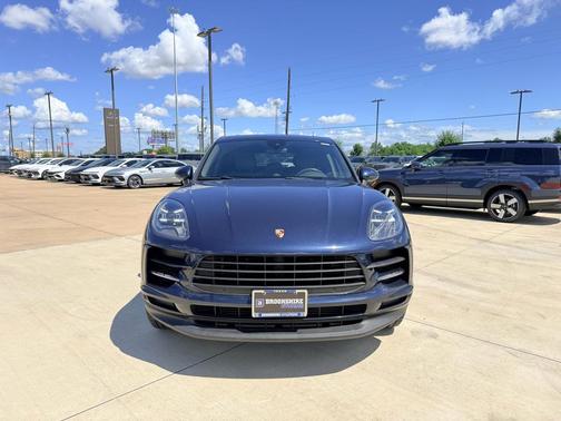 Night Blue Metallic 2019 Porsche Macan Base
