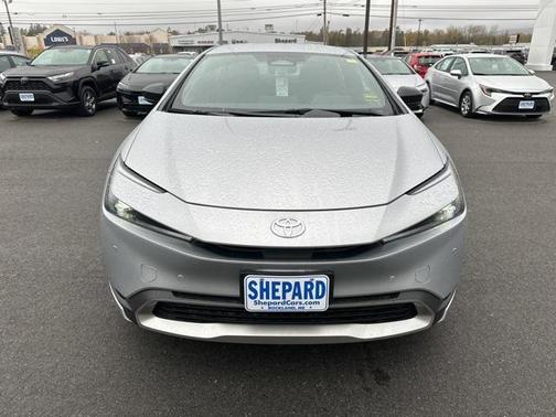 2025 Toyota Prius Plug-In Hybrid SE