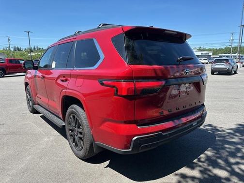 2025 Toyota Sequoia SR5