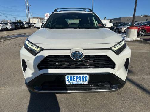 2022 Toyota RAV4 Hybrid SE