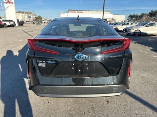 2021 Toyota Prius Prime LE