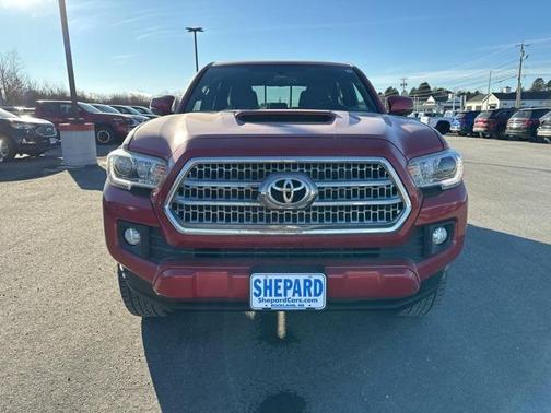 2017 Toyota Tacoma TRD Sport