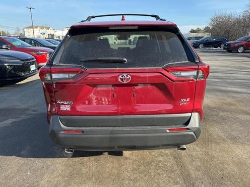 2025 Toyota RAV4 Hybrid XLE