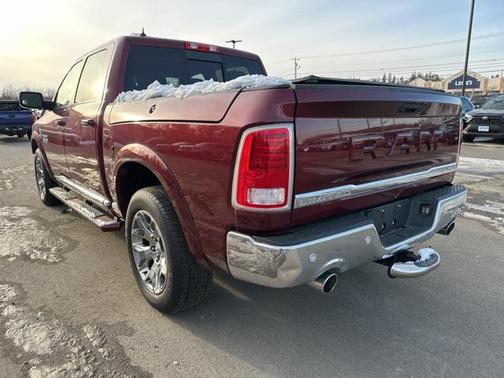 2017 RAM 1500 Limited Crew Cab 4x4 5'7' Box