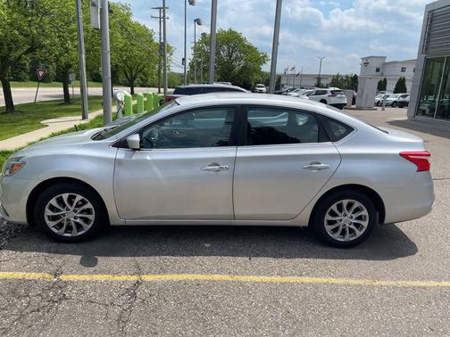 Brilliant Silver 2018 Nissan Sentra SV