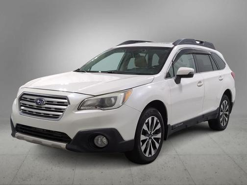 Crystal White Pearl 2015 Subaru Outback 3.6R Limited