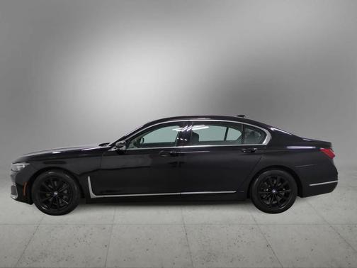 Jet Black 2020 BMW 740 xDrive