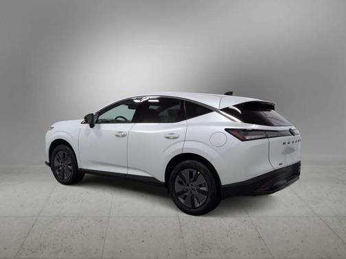 Everest White Pearl Tricoat 2026 Nissan Murano SL