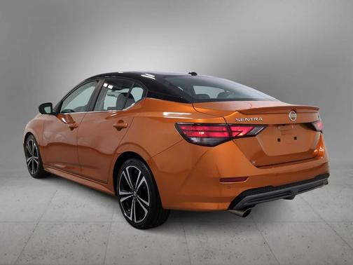 Monarch Orange Metallic/Super Black 2023 Nissan Sentra SR