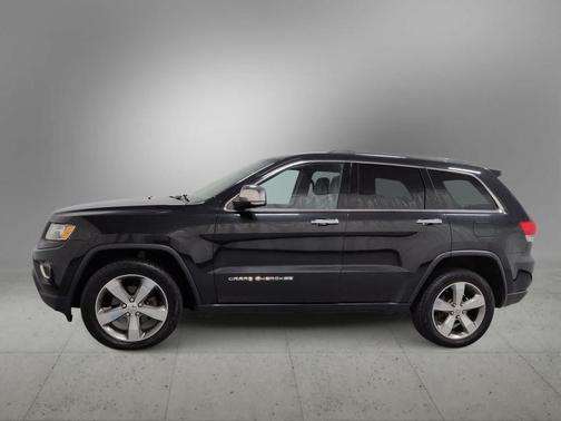 Brilliant Black Crystal Pearl 2016 Jeep Grand Cherokee Limited