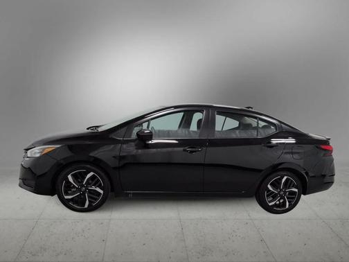 Super Black 2024 Nissan Versa 1.6 S