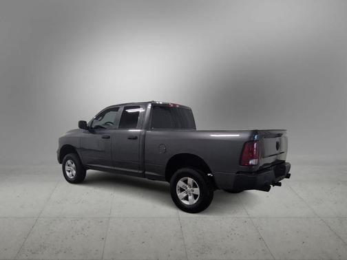 Granite Crystal Metallic 2017 RAM 1500 ST