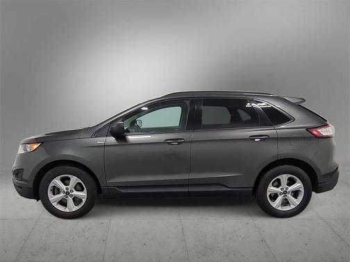 2016 Ford Edge SE