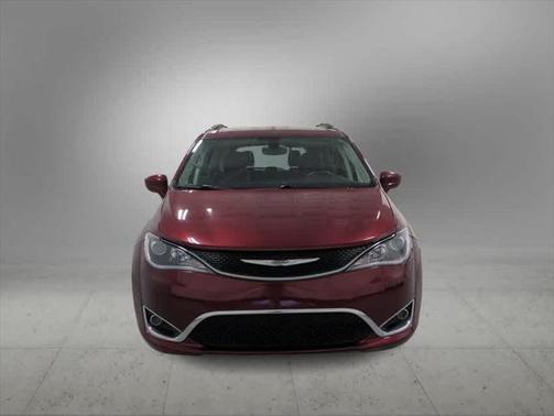 2018 Chrysler Pacifica Touring-L Plus
