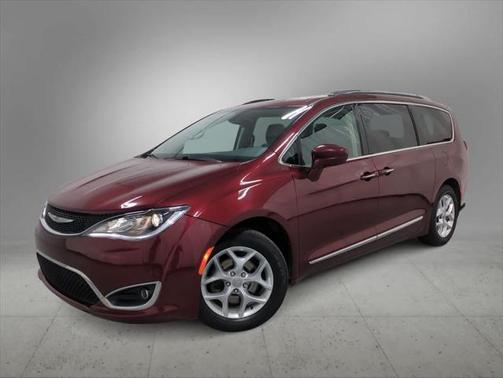 2018 Chrysler Pacifica Touring-L Plus