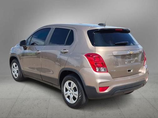 Sandy Ridge Metallic 2018 Chevrolet Trax LS