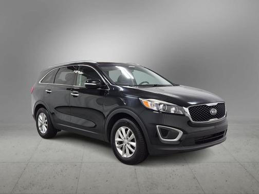 Ebony Black 2018 Kia Sorento LX