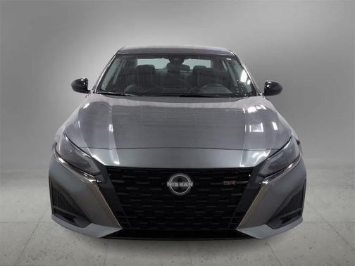 2025 Nissan Altima SR FWD