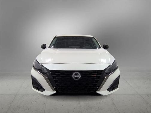 2025 Nissan Altima SR AWD