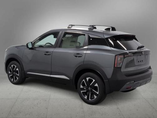 Gun Metallic 2026 Nissan Kicks SV