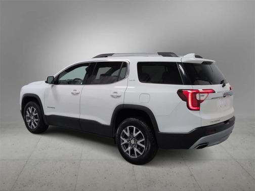 2023 GMC Acadia FWD SLT