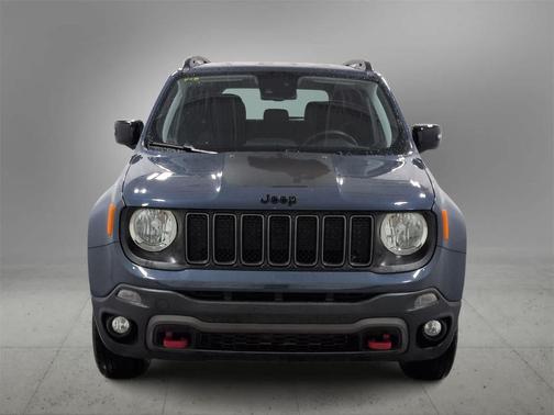 2023 Jeep Renegade Trailhawk