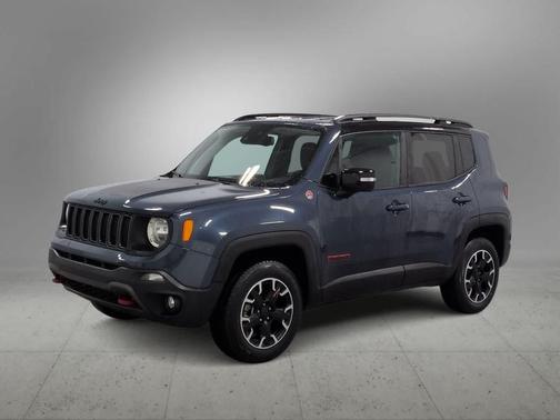 2023 Jeep Renegade Trailhawk