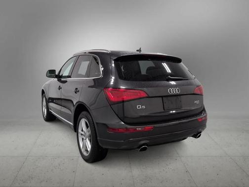 Gray 2014 Audi Q5 2.0T Premium Plus