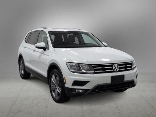 Pure White 2021 Volkswagen Tiguan 2.0T SEL
