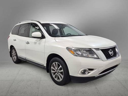 Pearl White 2015 Nissan Pathfinder SL