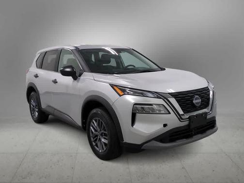 Brilliant Silver Metallic 2024 Nissan Rogue S