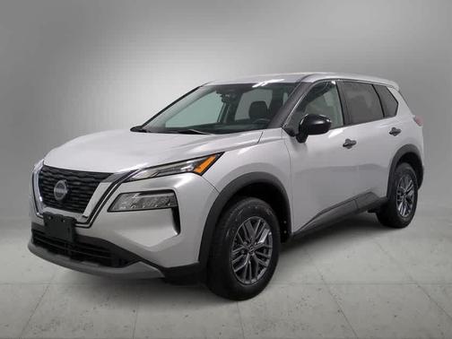 Brilliant Silver Metallic 2024 Nissan Rogue S