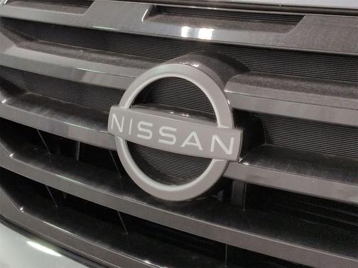 2025 Nissan Pathfinder SV FWD