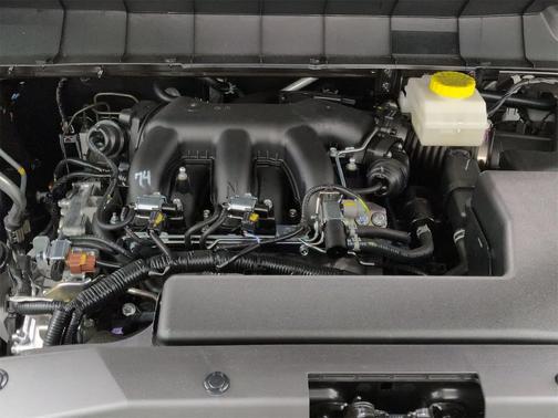 2025 Nissan Pathfinder SV FWD